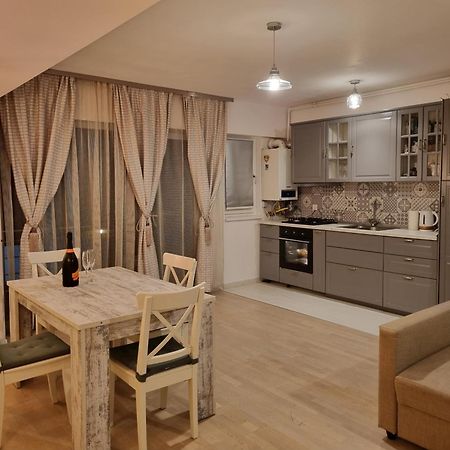 Park Residence 5, 2 Bedroom Apartment Бухарест Экстерьер фото