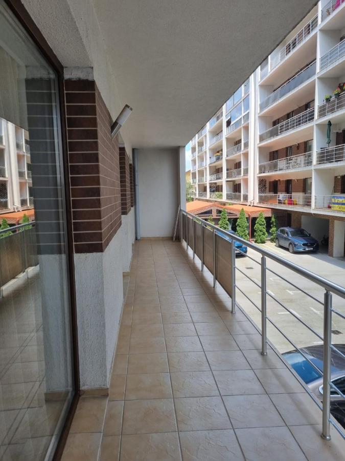 Park Residence 5, 2 Bedroom Apartment Бухарест Экстерьер фото